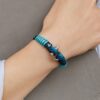Женский синий ментоловый тонкий браслет — № 842