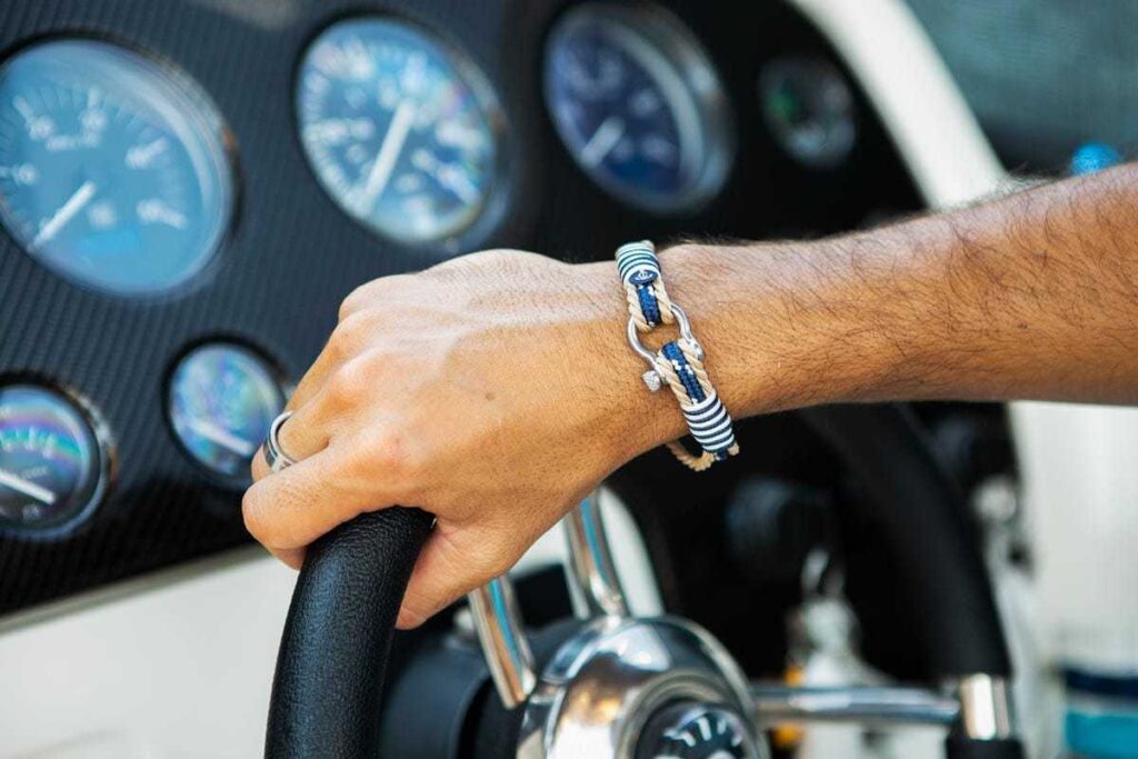 Море с тобой: 5 браслетов с ярким морским характером