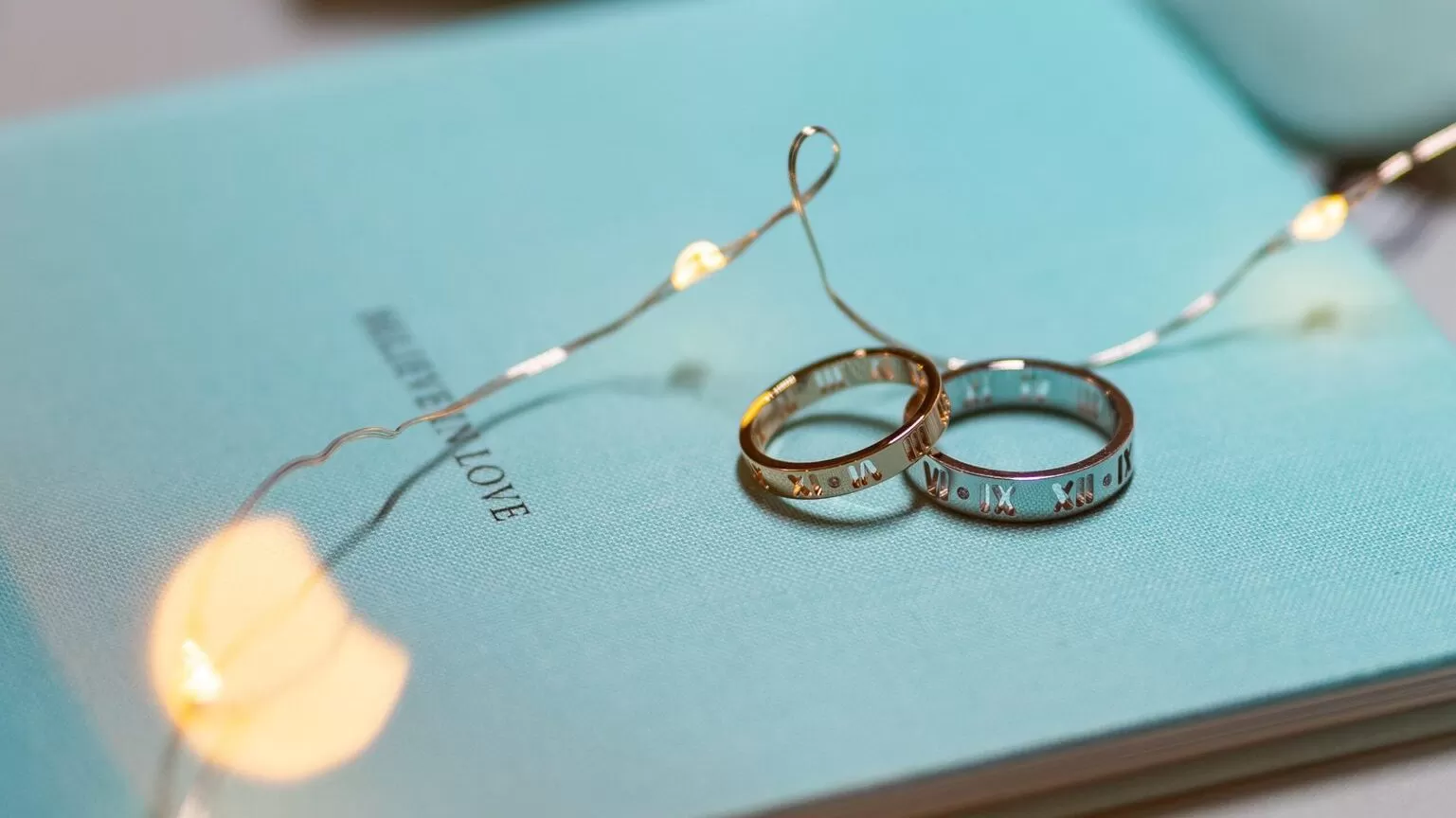 Ювелирный этикет: что и кому дарить?